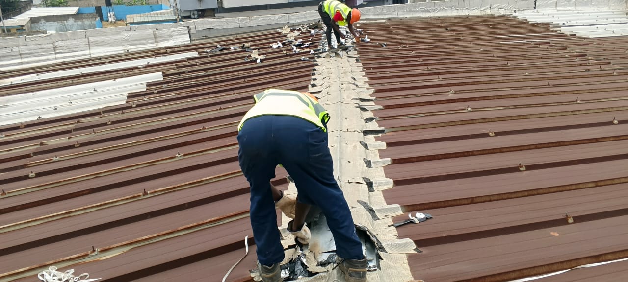 Hangar en construction